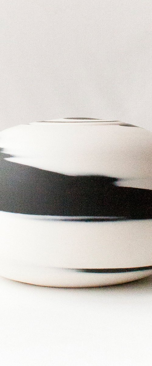 Yin And Yang by Johanna Braeunlich