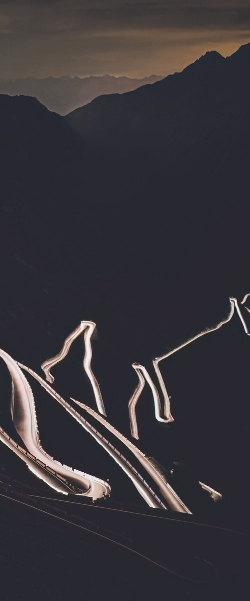 THE LIGHTS PASS by Fabio Accorrà