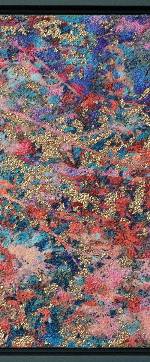 Golden Chrome Aurora by Karin Vermeer